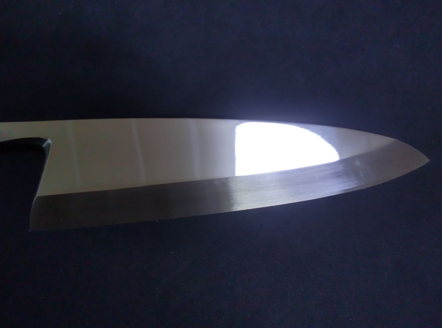 BlueSteel_2_Honyaki-Mizuyaki_Deba180mm-MirrorPolished_oneside