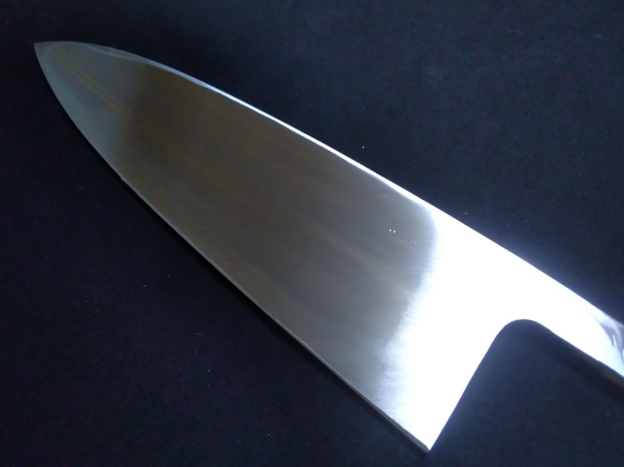 BlueSteel_2_Honyaki-Mizuyaki_Deba180mm-MirrorPolished_oneside