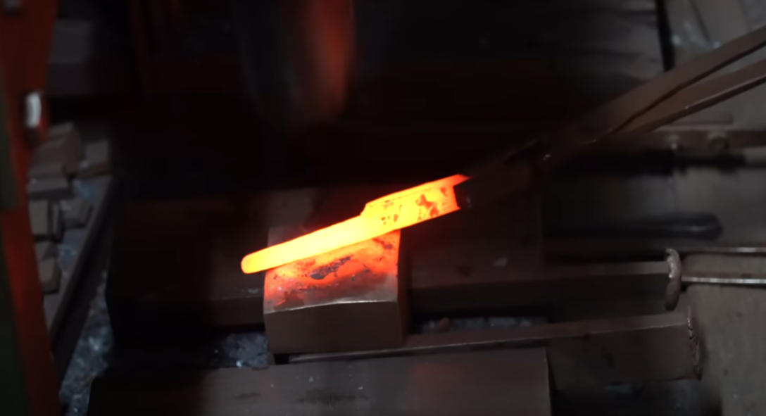 Knife_forging_proces