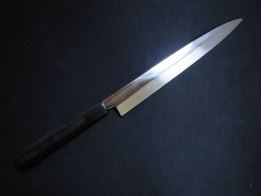Kenichi Shiraki 刀具| 堺锻造工艺的杰作– KIREAJI Kenichi Shiraki 刀具| 堺锻造工艺的杰作– KIREAJI