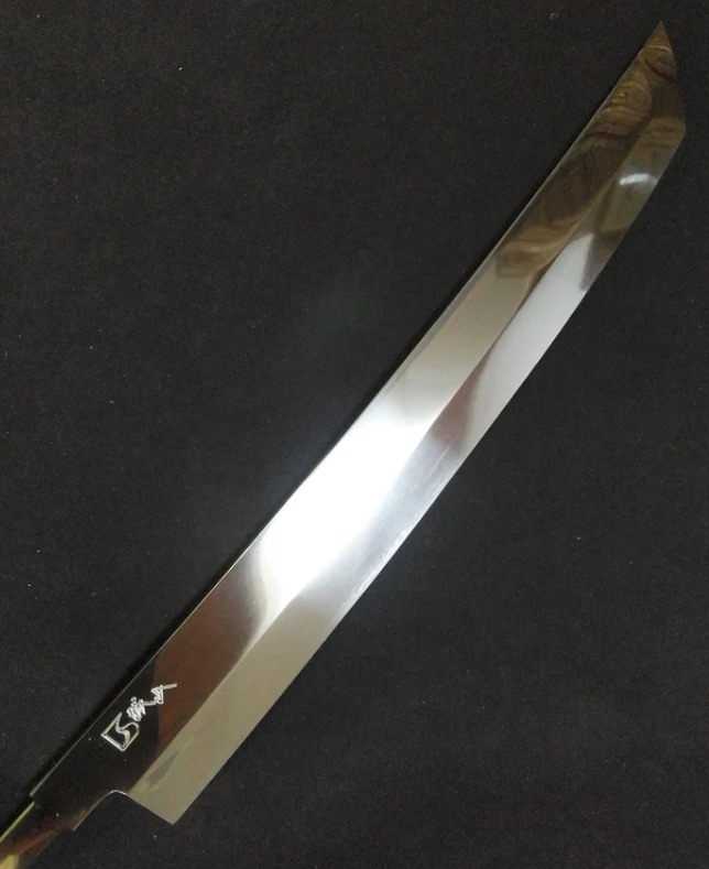 Yanagiba_Japanese_sword_shaped